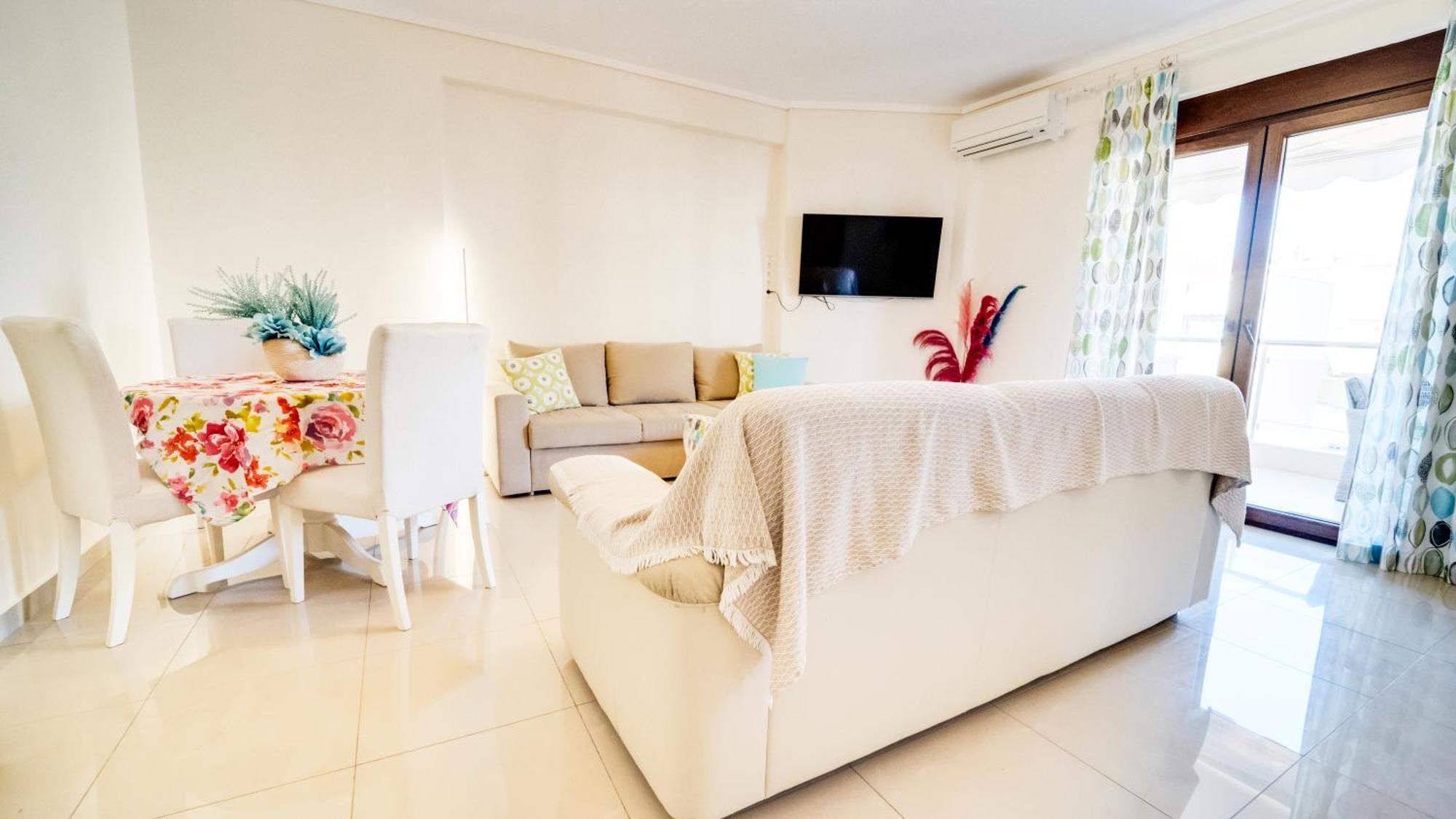 Peraía Luxury And Sunny Apartment 250 Mts From The Beach!! מראה חיצוני תמונה
