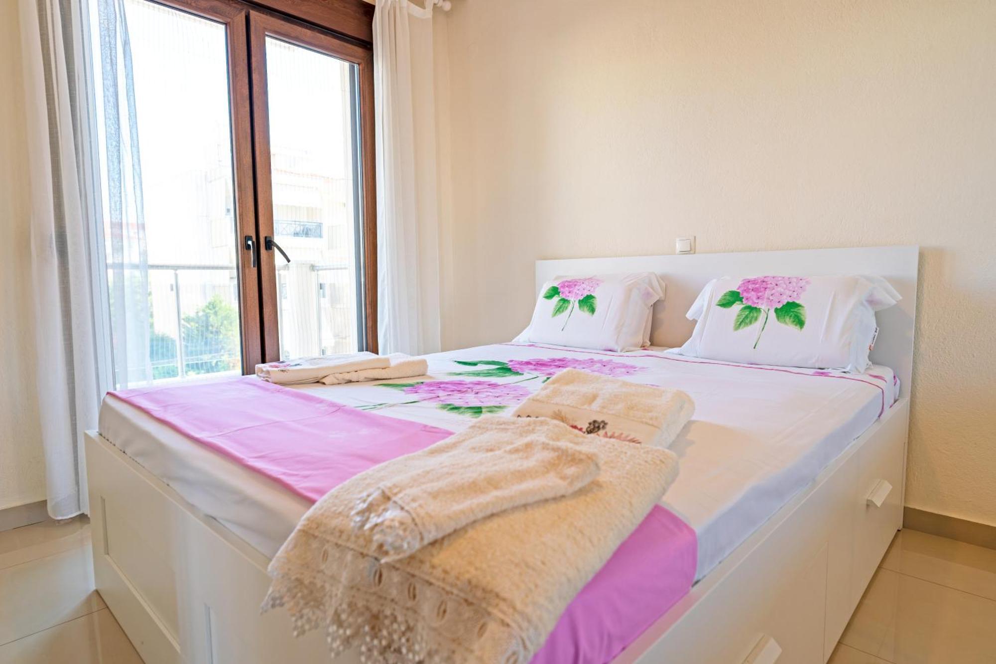 Peraía Luxury And Sunny Apartment 250 Mts From The Beach!! מראה חיצוני תמונה