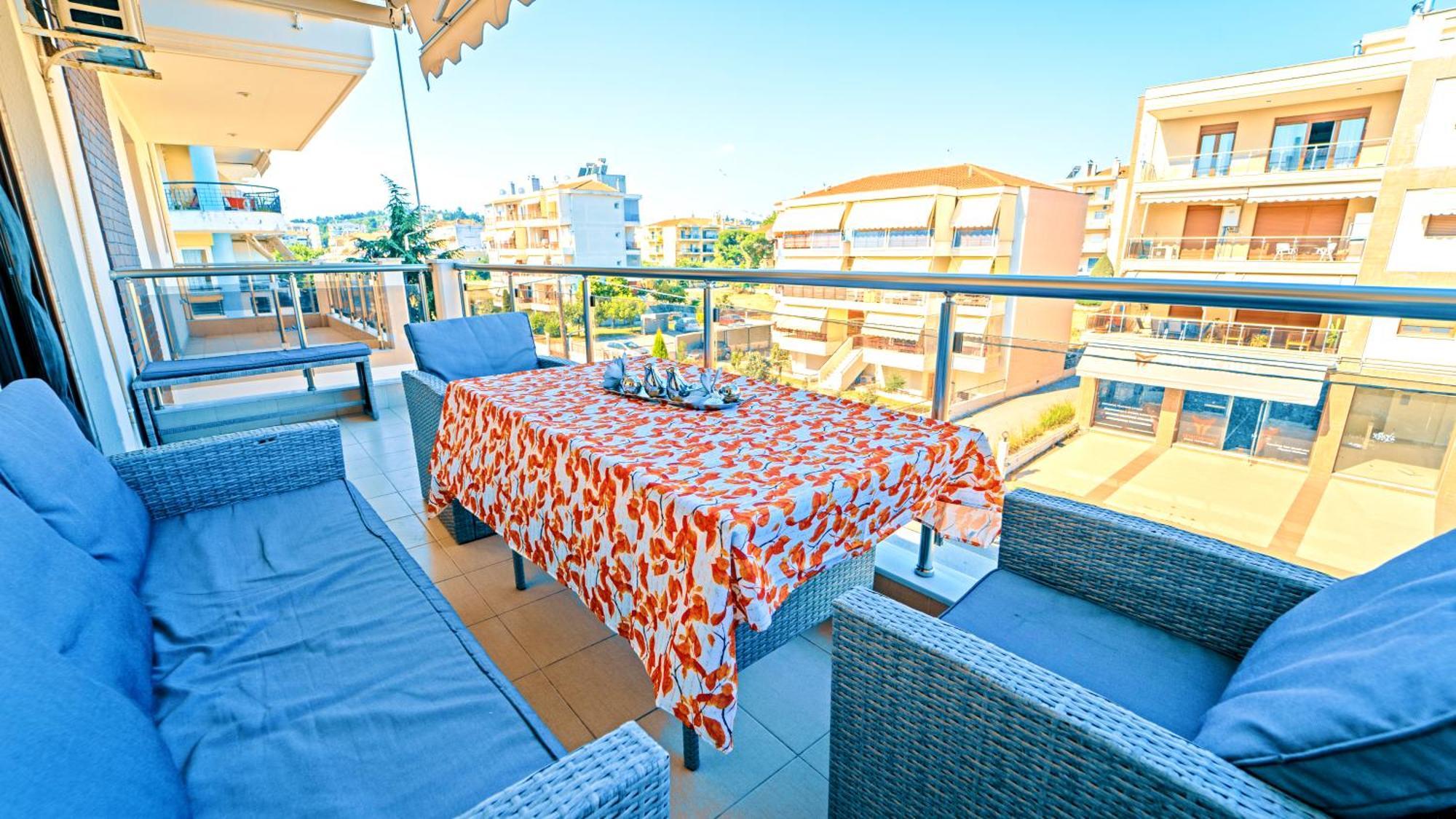 Peraía Luxury And Sunny Apartment 250 Mts From The Beach!! מראה חיצוני תמונה